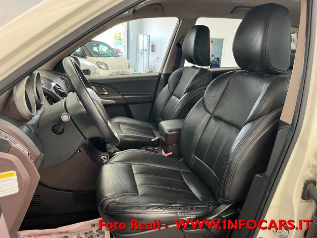 MAHINDRA XUV500 2.2 16V AWD W8 7 POSTI