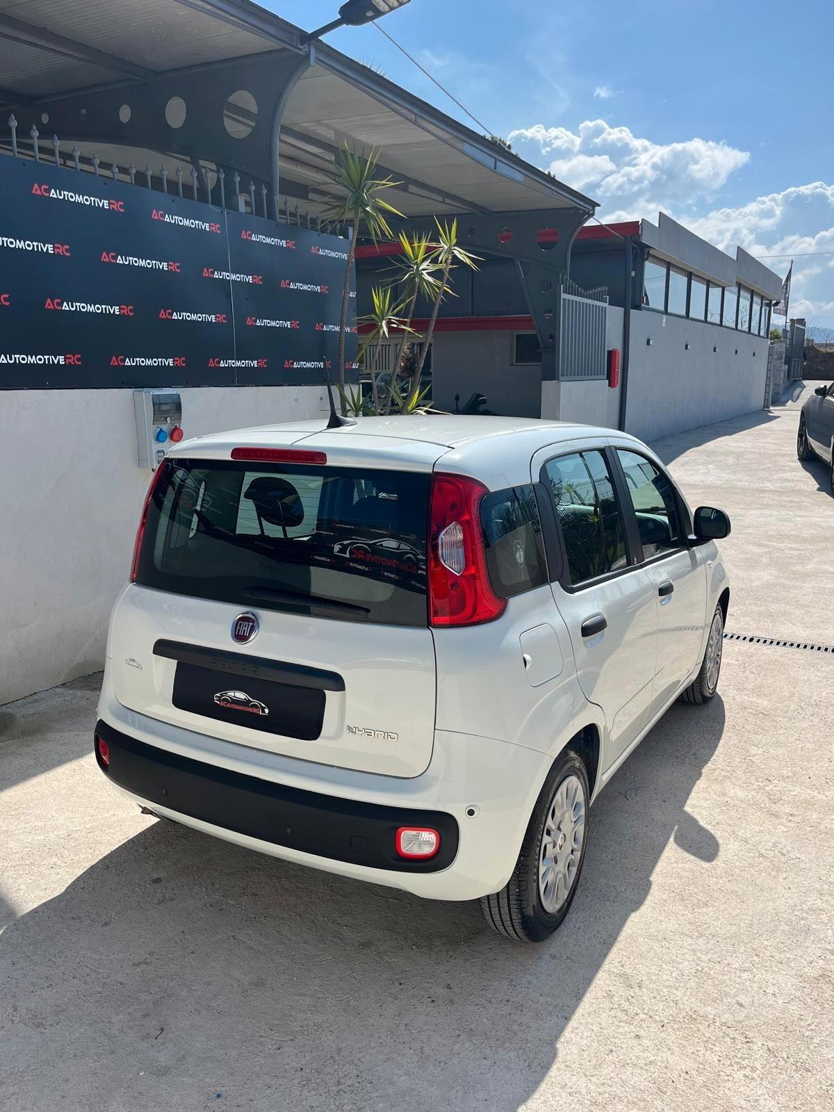 Fiat Panda 1.0 FireFly S&S Hybrid Pandina