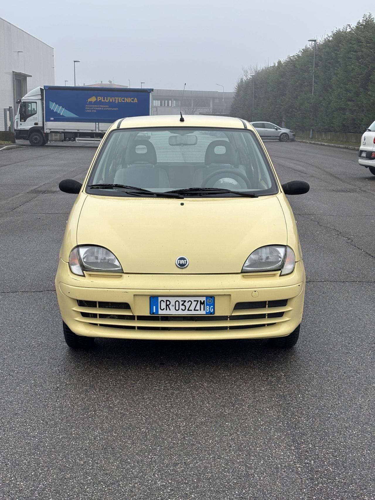 Fiat 600 1.1 Active