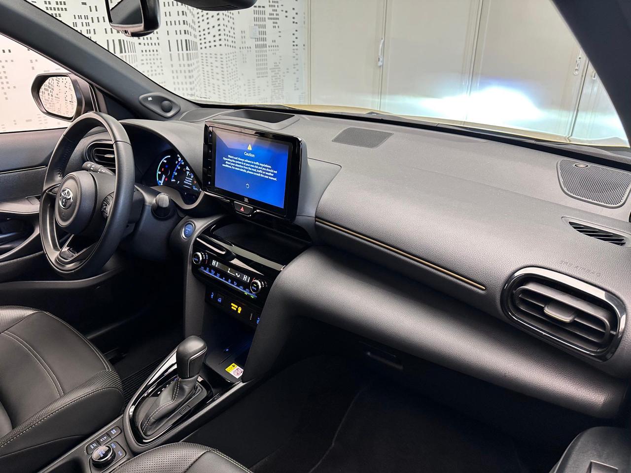 Toyota Yaris Cross 1.5h Premiere awd-i 116cv e-cvt