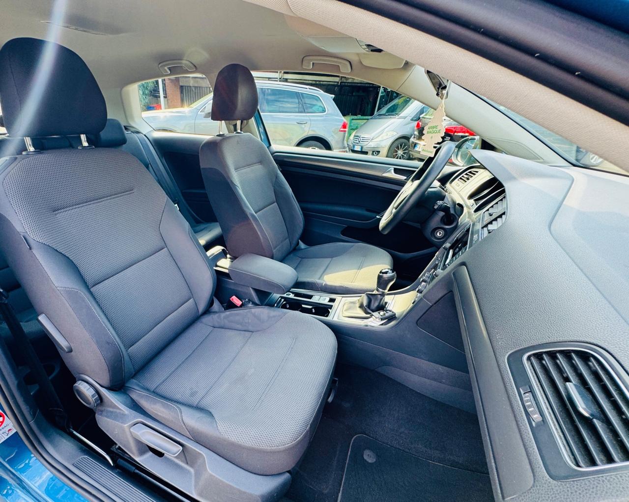 Volkswagen Golf 1.6 TDI 3p. Highline BlueMotion Technology