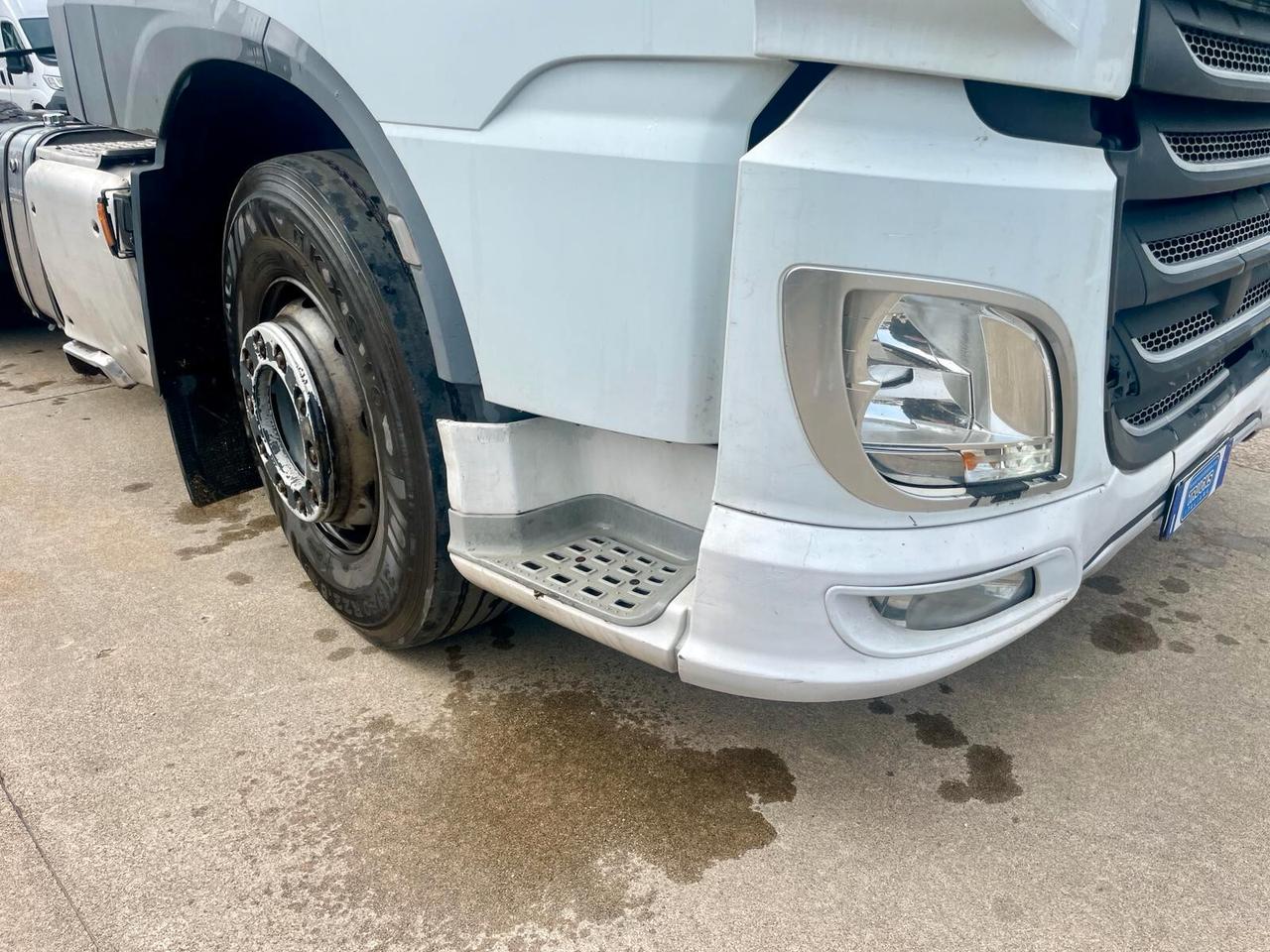 DAF XF 106 -480 **SINISTRATO *** MARCIANTE VA IN MOTO ***
