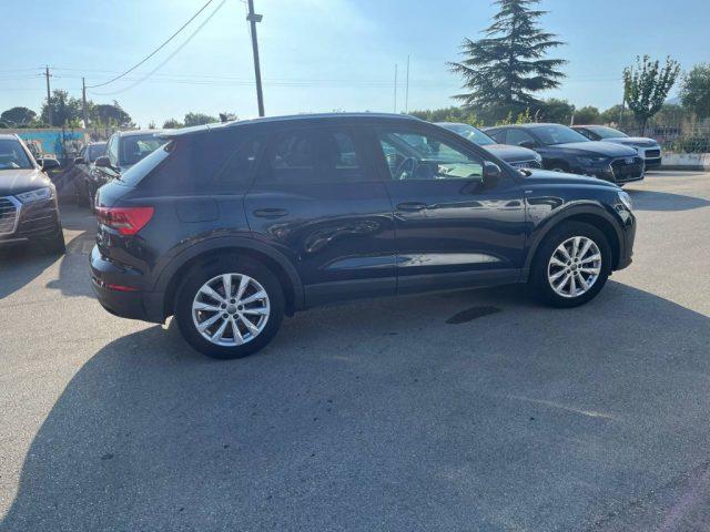 AUDI Q3 2.0 TDI 150 CV Business