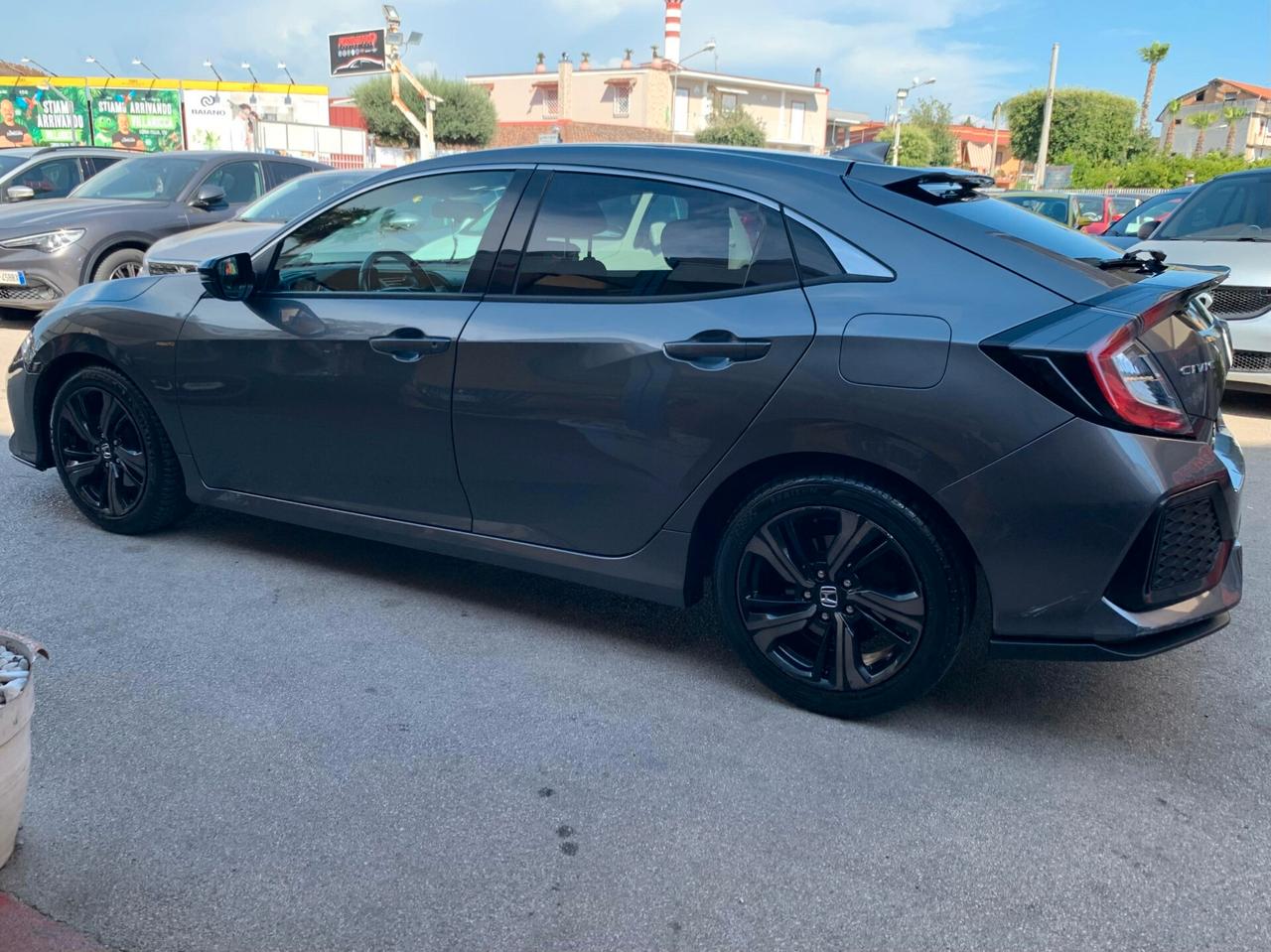 Honda Civic 1.6 5 porte Elegance Navi
