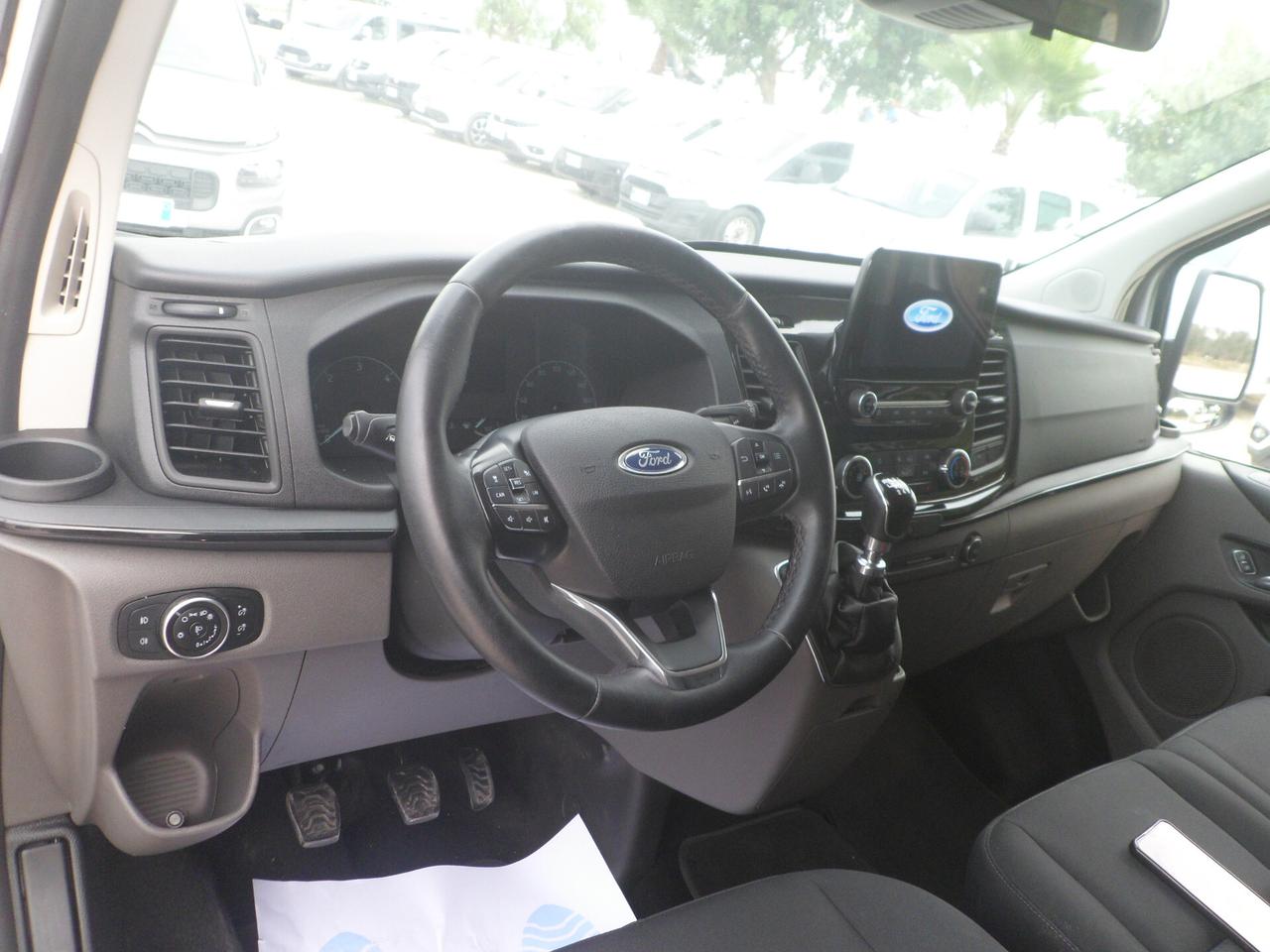 Ford Transit Custom 9 posti