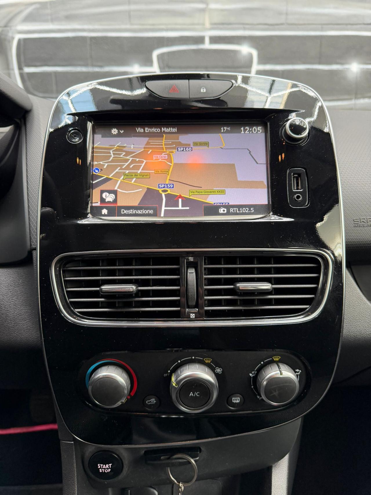 Renault Clio dCi 8V 75 CV Start&Stop 5 porte Energy Intens