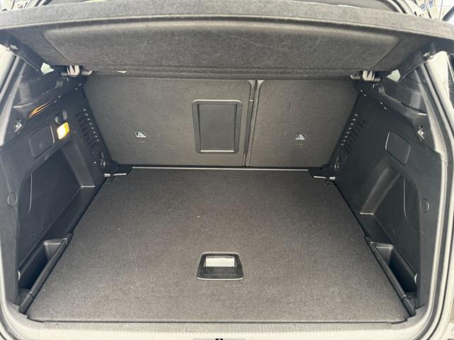 PEUGEOT 3008 BlueHDi 130cv EAT8 Allure Pack