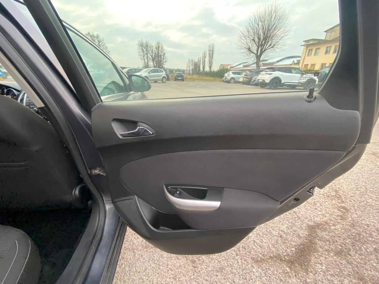 Opel Astra SPORTS TOURER