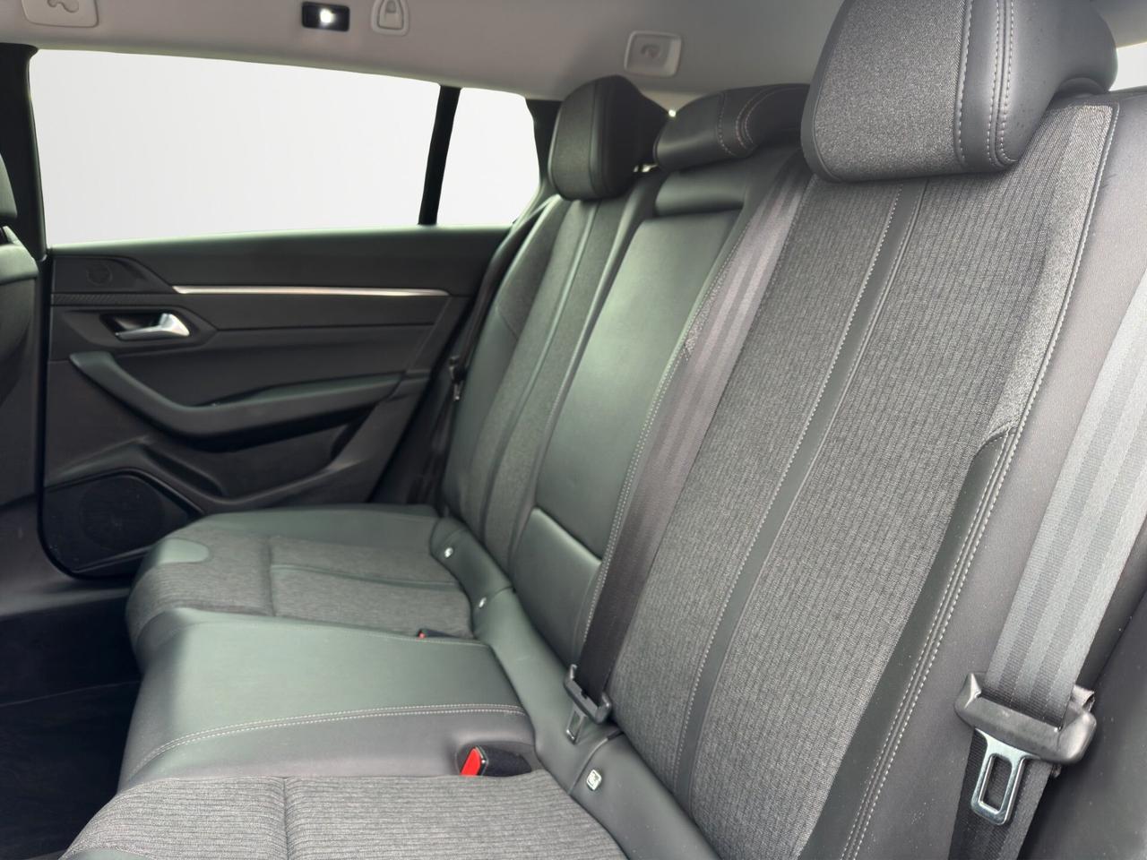 Peugeot 508 BlueHDi 130 Stop&Start EAT8 SW Allure Pack