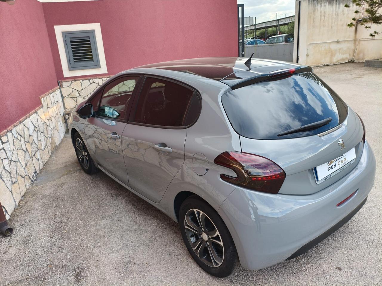 Peugeot 208 1.4 HDi 68 CV 5 porte Active