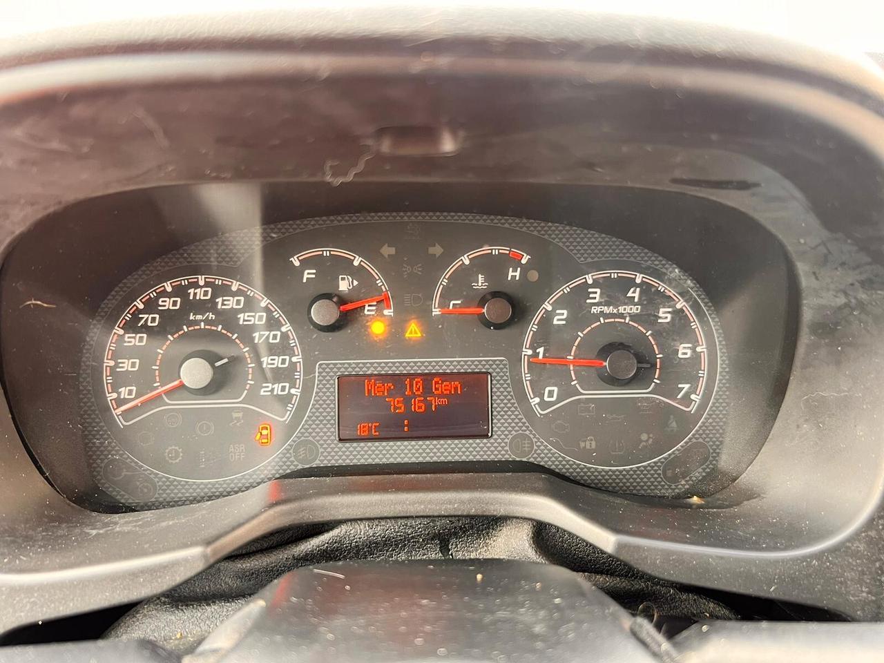 Fiat Qubo 1.3 MJT 80 CV Easy 5 POSTI