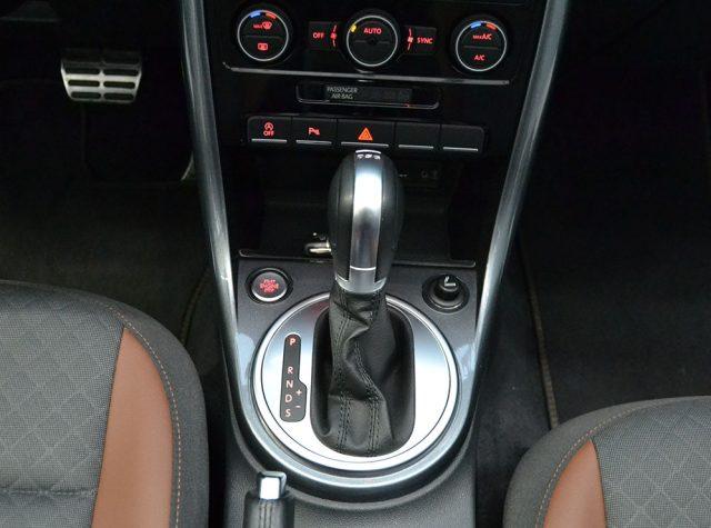 VOLKSWAGEN Maggiolino Cabrio 1.4 TSI DSG Sport BMT "Navi-Xenon-18"