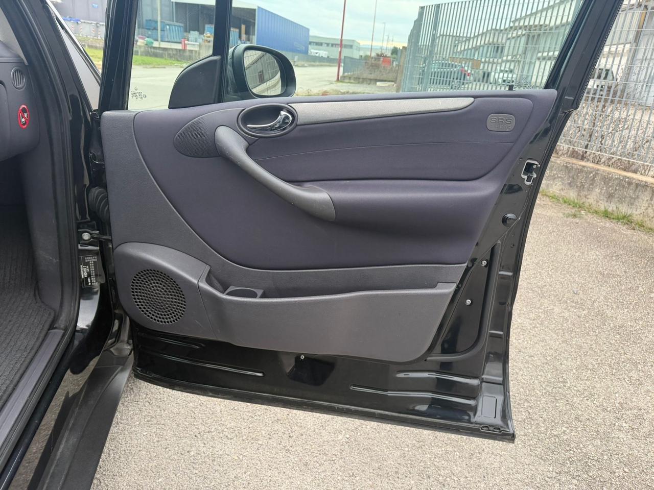 Mercedes-benz A 160 BlueEFFICIENCY 156000 km