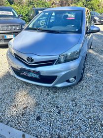 Toyota Yaris 1.4 D-4D 5 porte Lounge TAGLIANDI CERTIFICATI