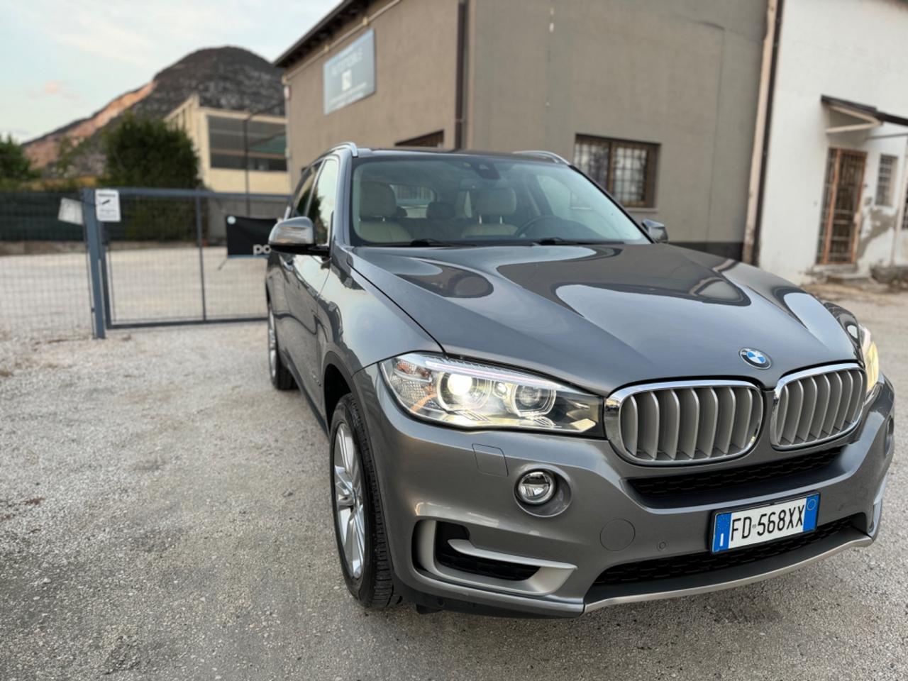 Bmw X5 xDrive30d 249CV Experience Navi Pelle Uniprop