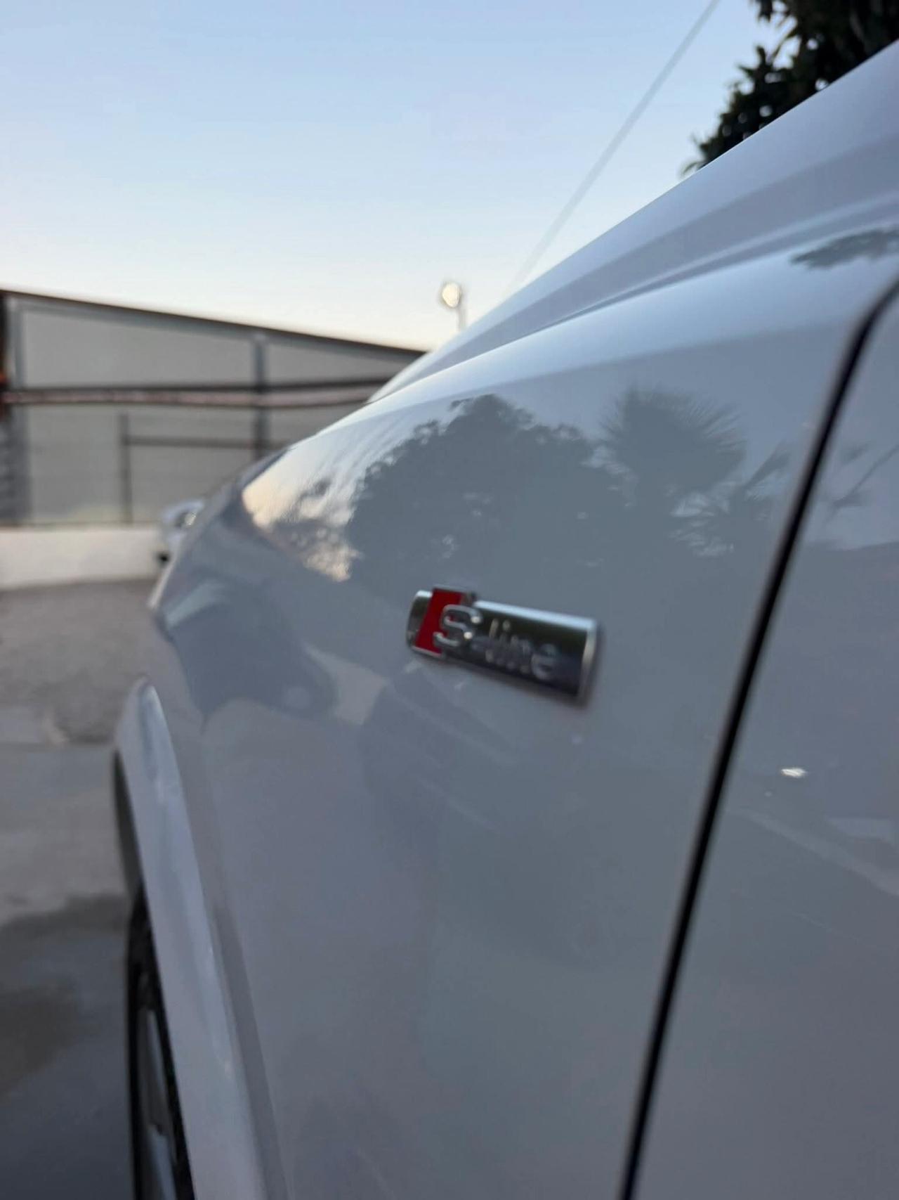Audi Q3 S LINE