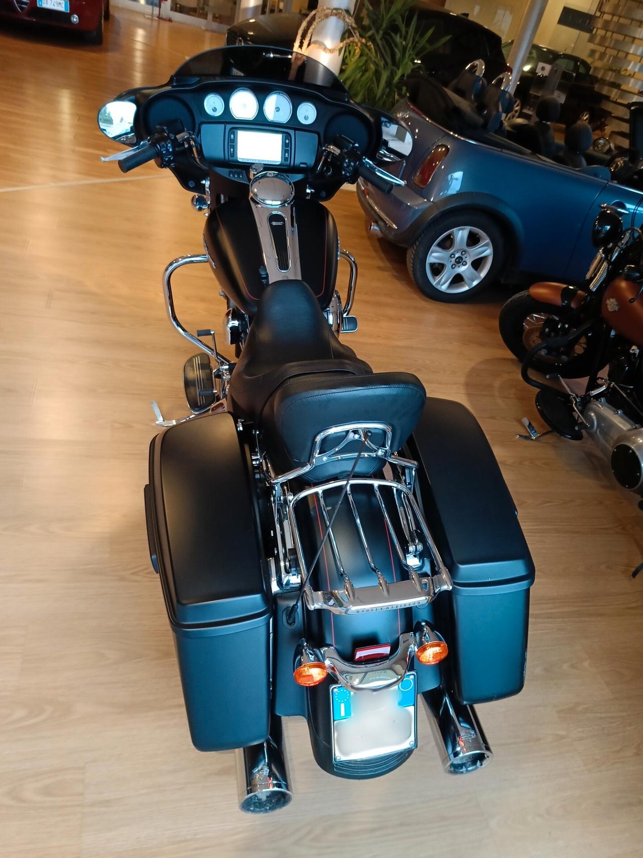Harley-davidson Touring Street Glide FLHXS