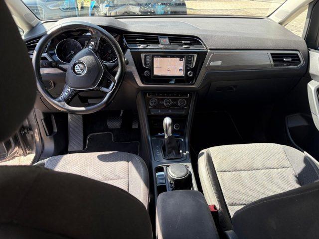 VOLKSWAGEN Touran 2.0 TDI 150 CV SCR DSG ExecutiIve 7 POSTI