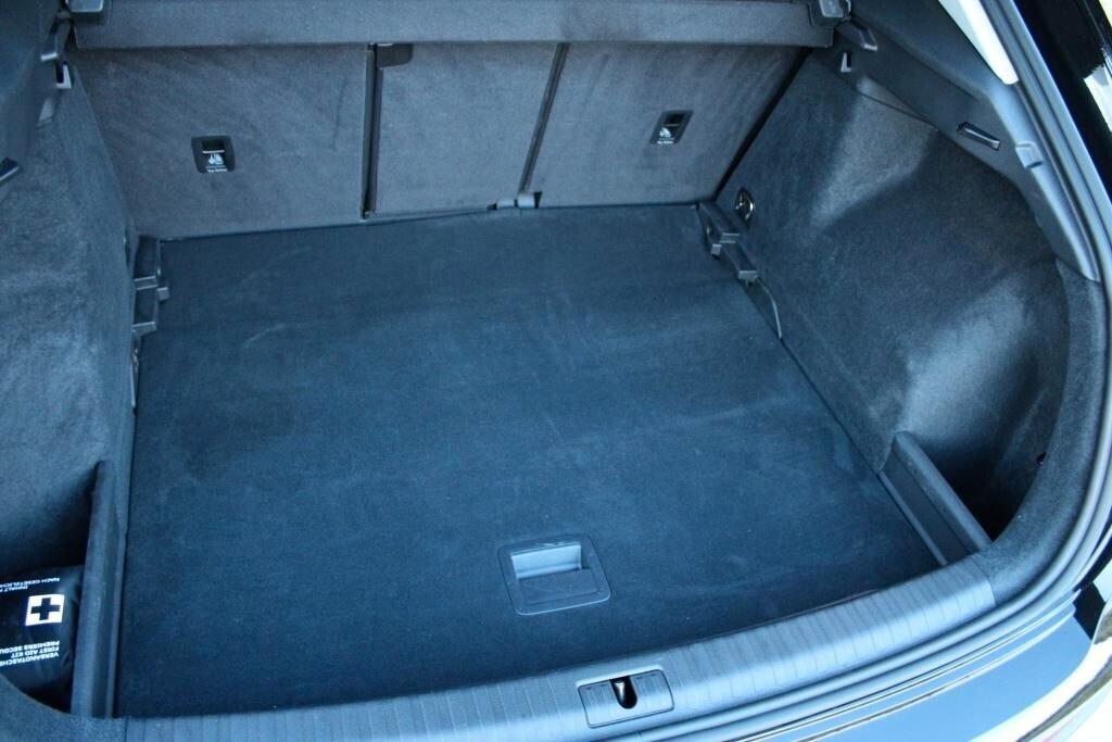 AUDI Q3 2.0 TDI 150 CV s-tronic *Matrix *Camera