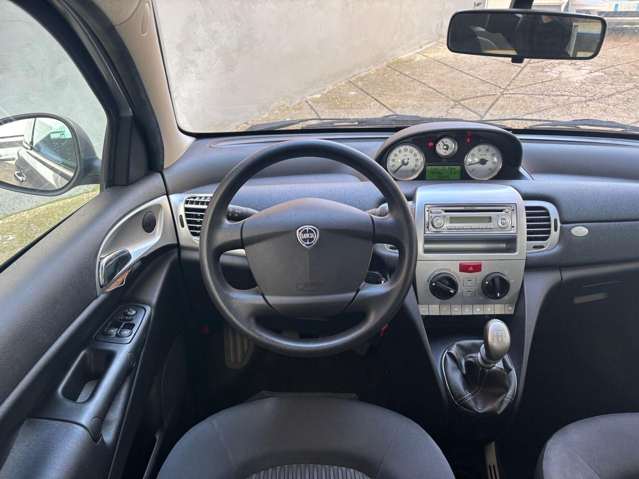 Lancia Ypsilon 1.2 - 19.000 KM ORIGINALI