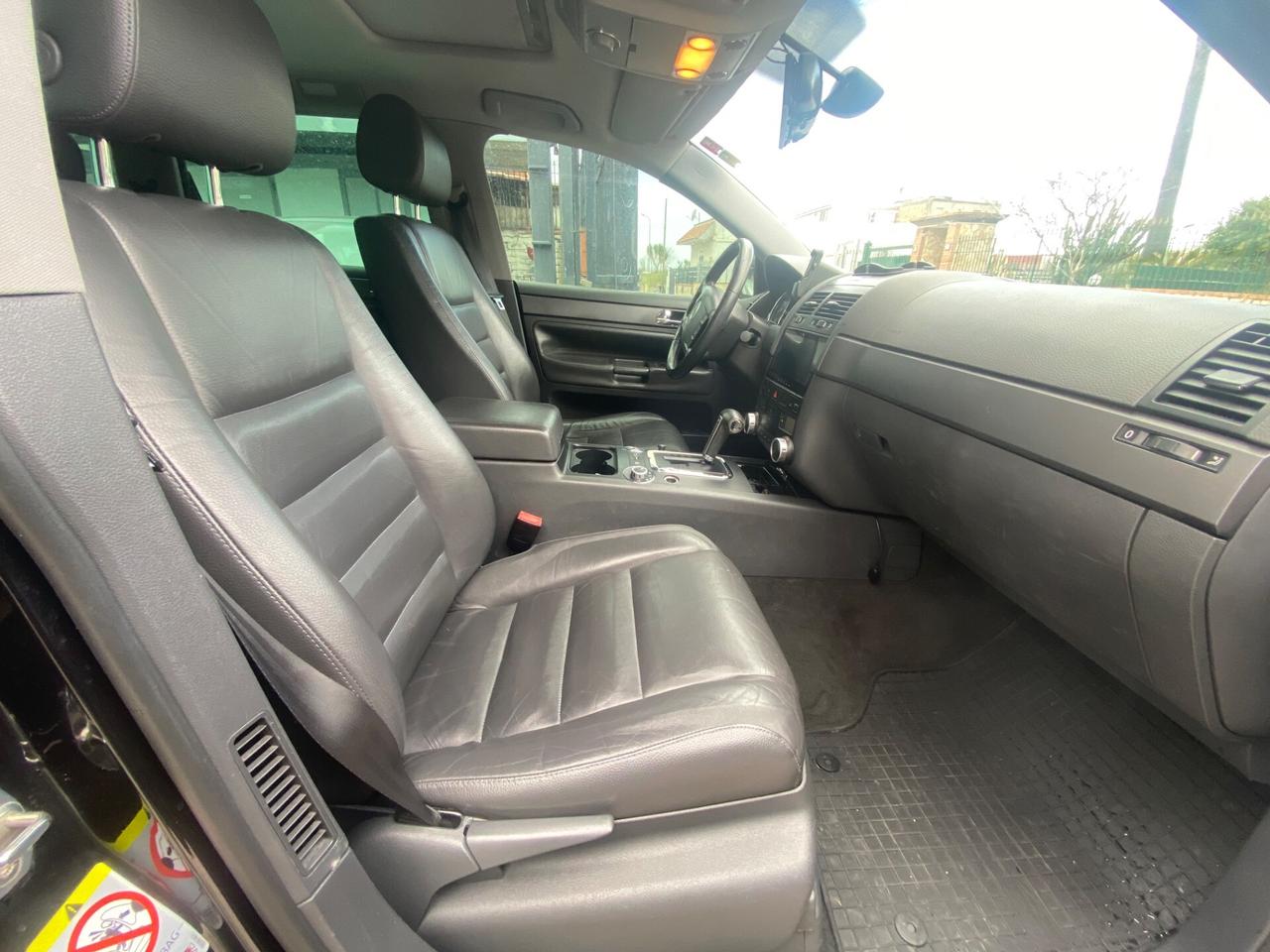 Volkswagen Touareg 3.0/240CV V6 TDI DPF Executive