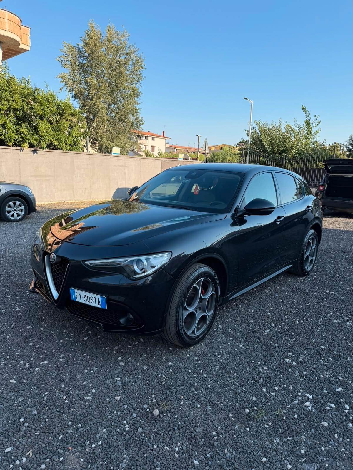 Alfa Romeo Stelvio 2.2 Turbodiesel 210 CV AT8 Q4 Executive