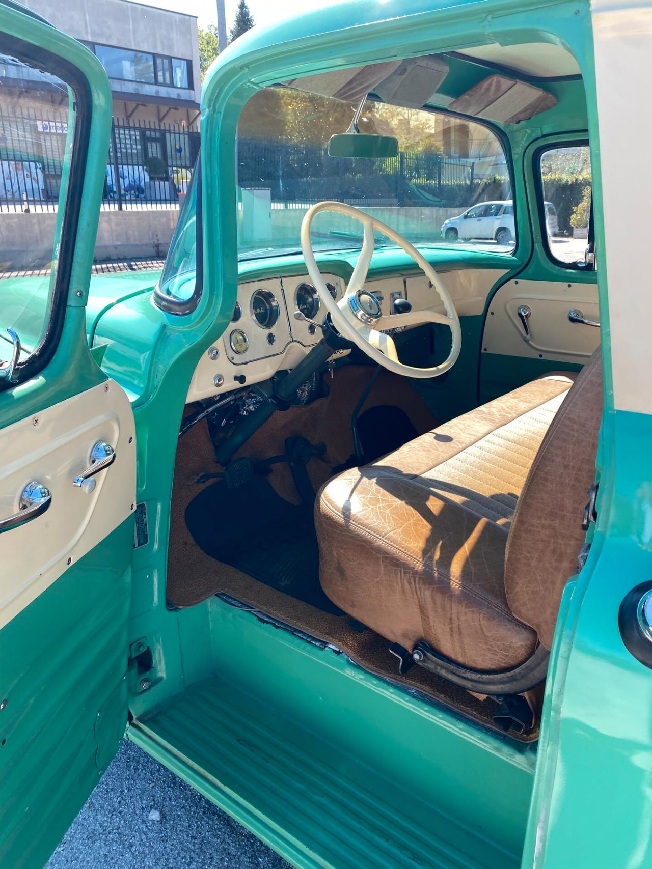 GMC 100 PICK UP