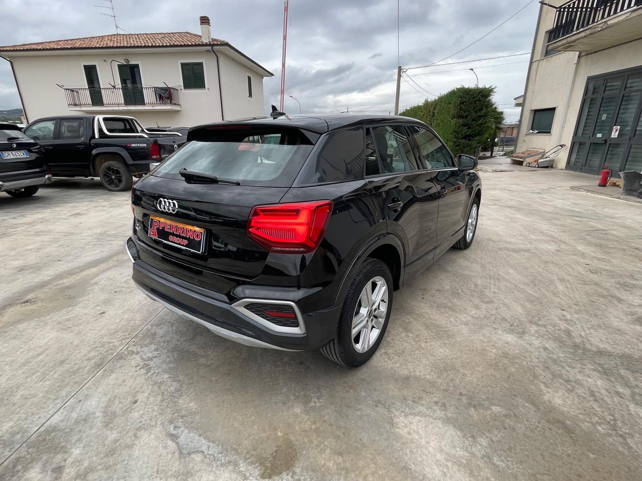 Audi Q2 35 TDI S tronic Business Advanced