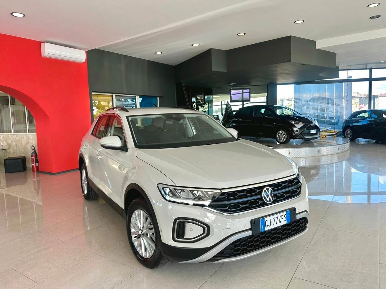 VOLKSWAGEN T-ROC 1.0 TSI STYLE 110cv