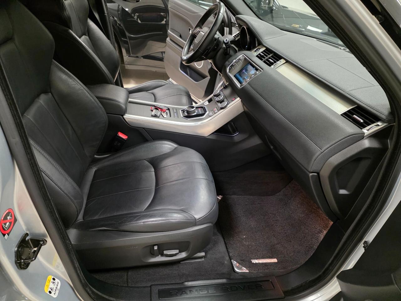 Land Rover Range Evoque 2.0 TD4 150 CV 5p. SE