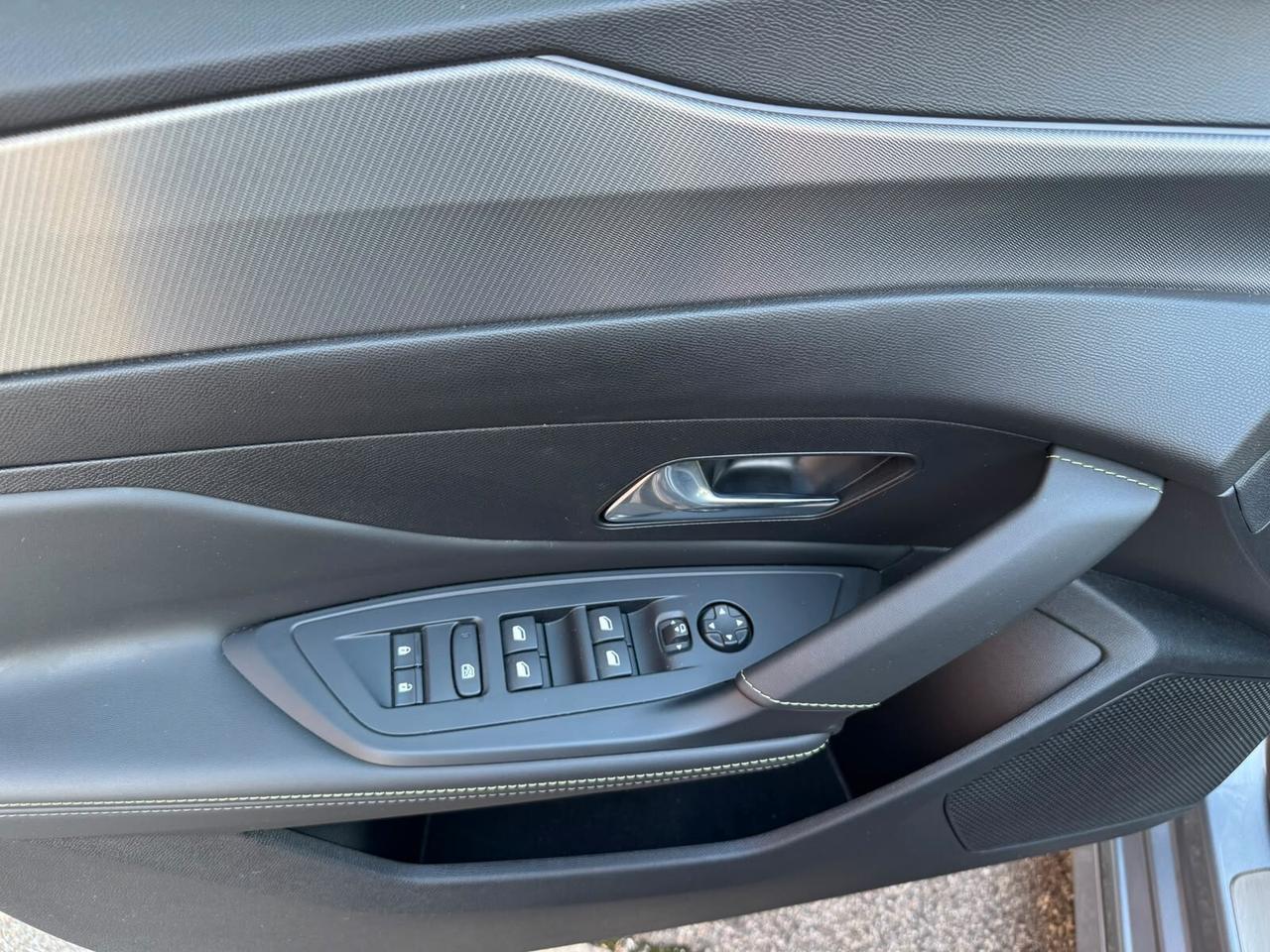 Peugeot 308 PureTech Turbo 130 S&S EAT8 GT