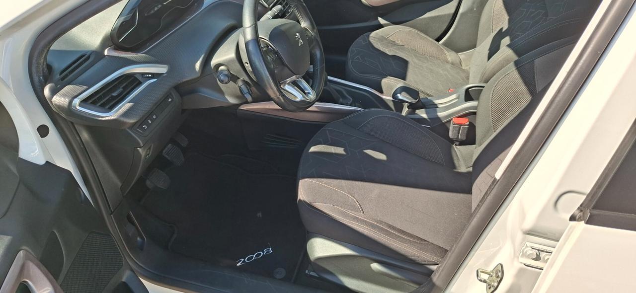 Peugeot 2008 1.4 HDi 68CV Active