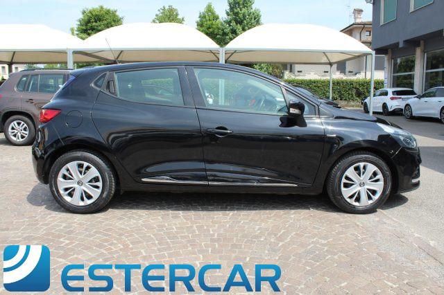 RENAULT Clio 1.2 75CV 5 porte NEOPATENTATI