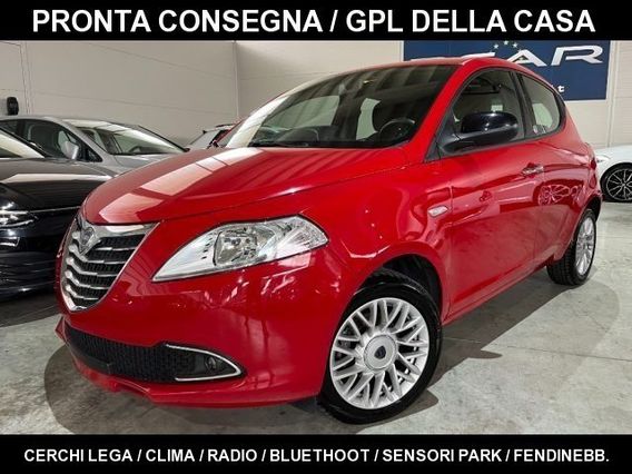 LANCIA Ypsilon 1.2 69CV 5p GPL Ecochic CERCHI GOLD/SENS.PARK