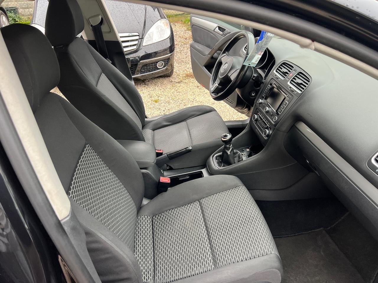 Volkswagen Golf 2.0 TDI DPF 5p. Highline