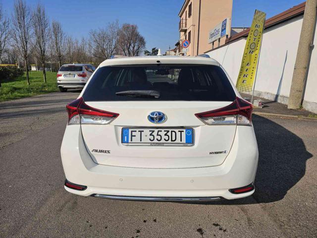 TOYOTA Auris Touring Sports 1.8 Hybrid Style