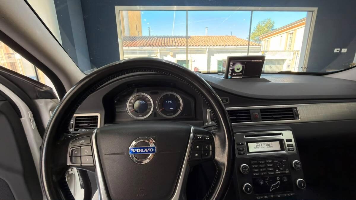 Volvo XC70 VOLVO XC70 2.4 D5 Summum awd 205cv geartronic