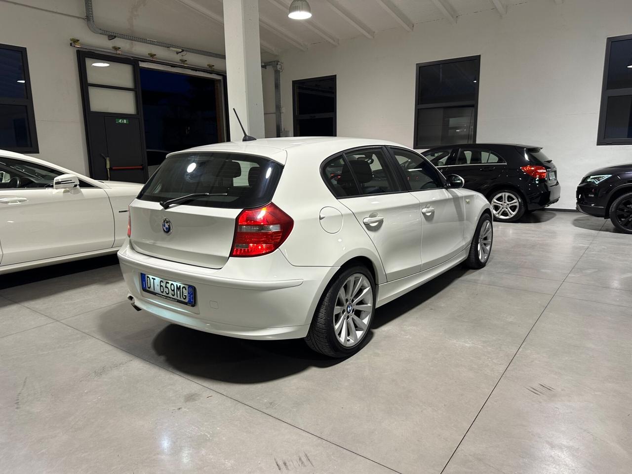 Bmw 116 116i cat 5 porte Futura