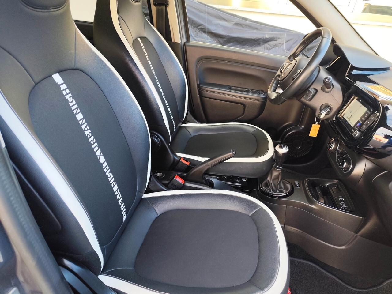 Renault Twingo SCe 65 CV Urban Night