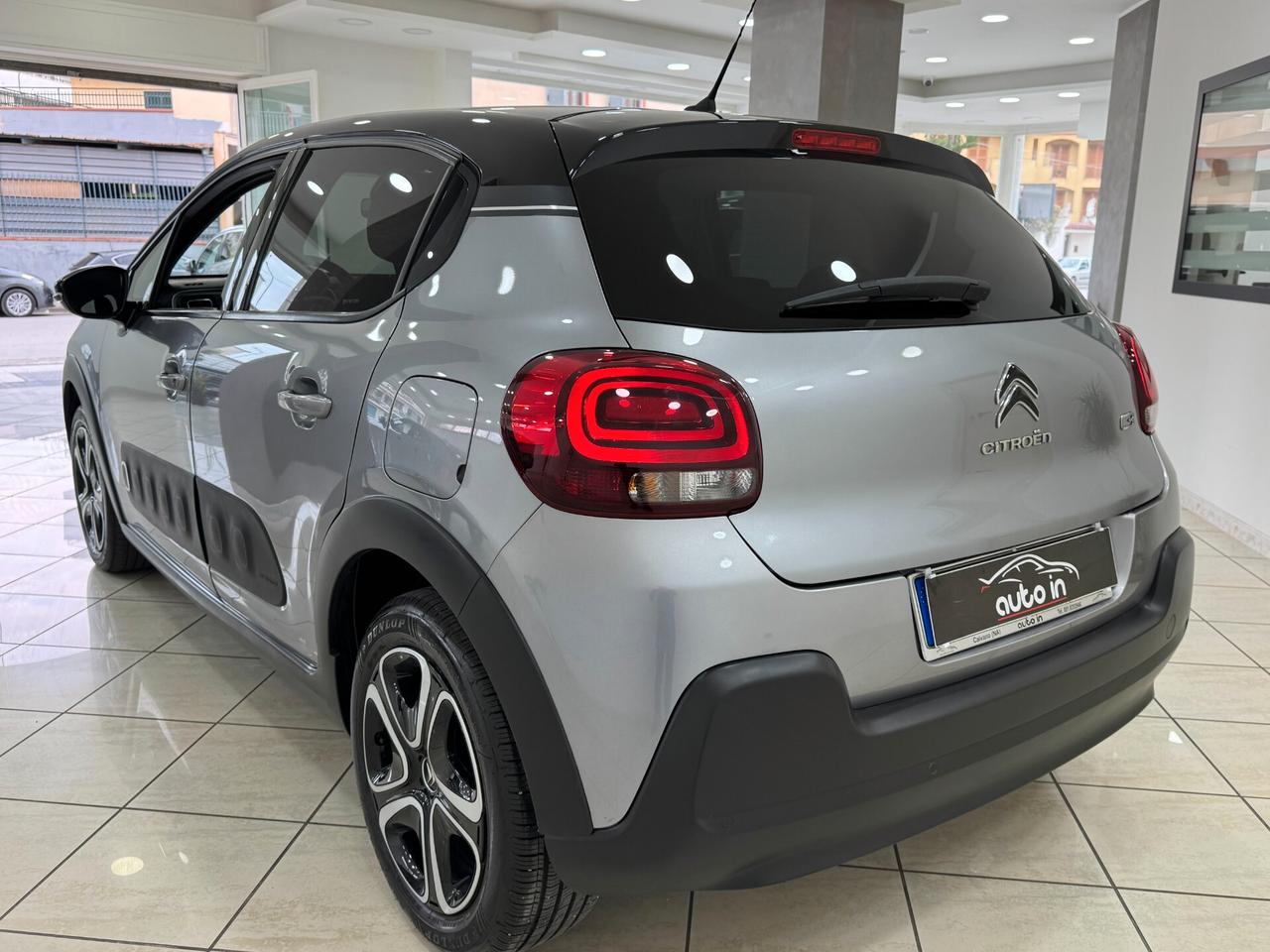 Citroen C3 1.2 PureTech 82cv Shine