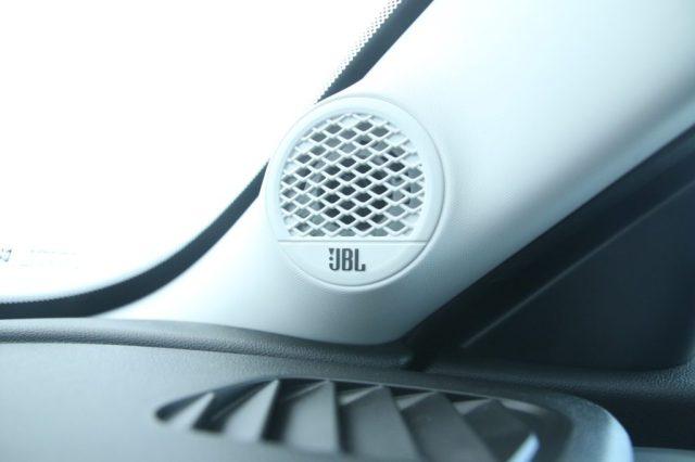 JEEP Avenger 1.2Turbo Summit Pack Infotainment JBL Audio Sistem
