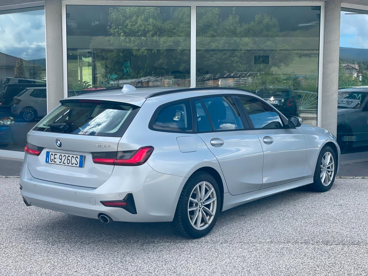 Bmw 318d 48V Touring Business Advantage AUTOM.