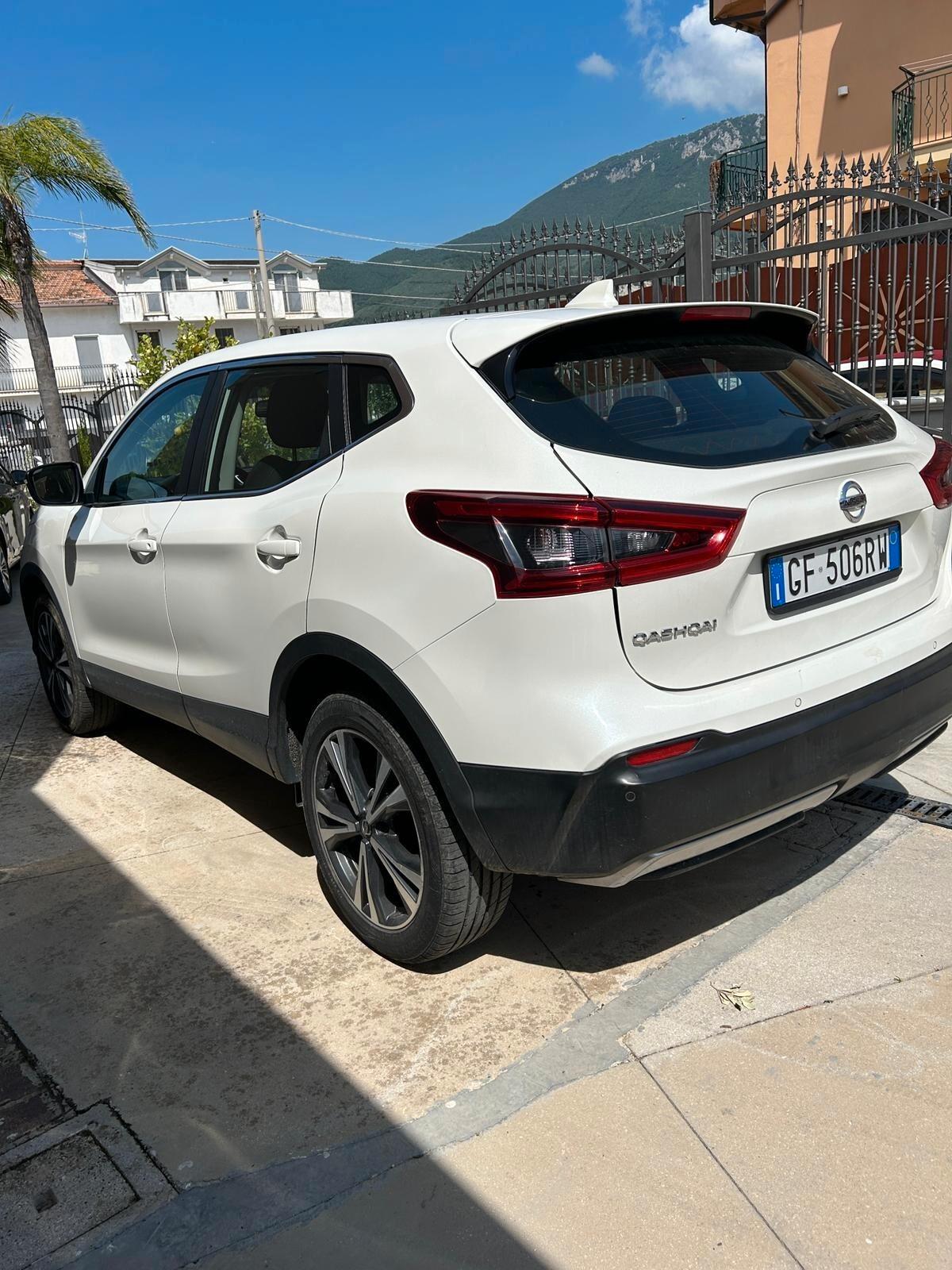 Nissan Qashqai 1.3 DIG-T 140 CV N-Connecta