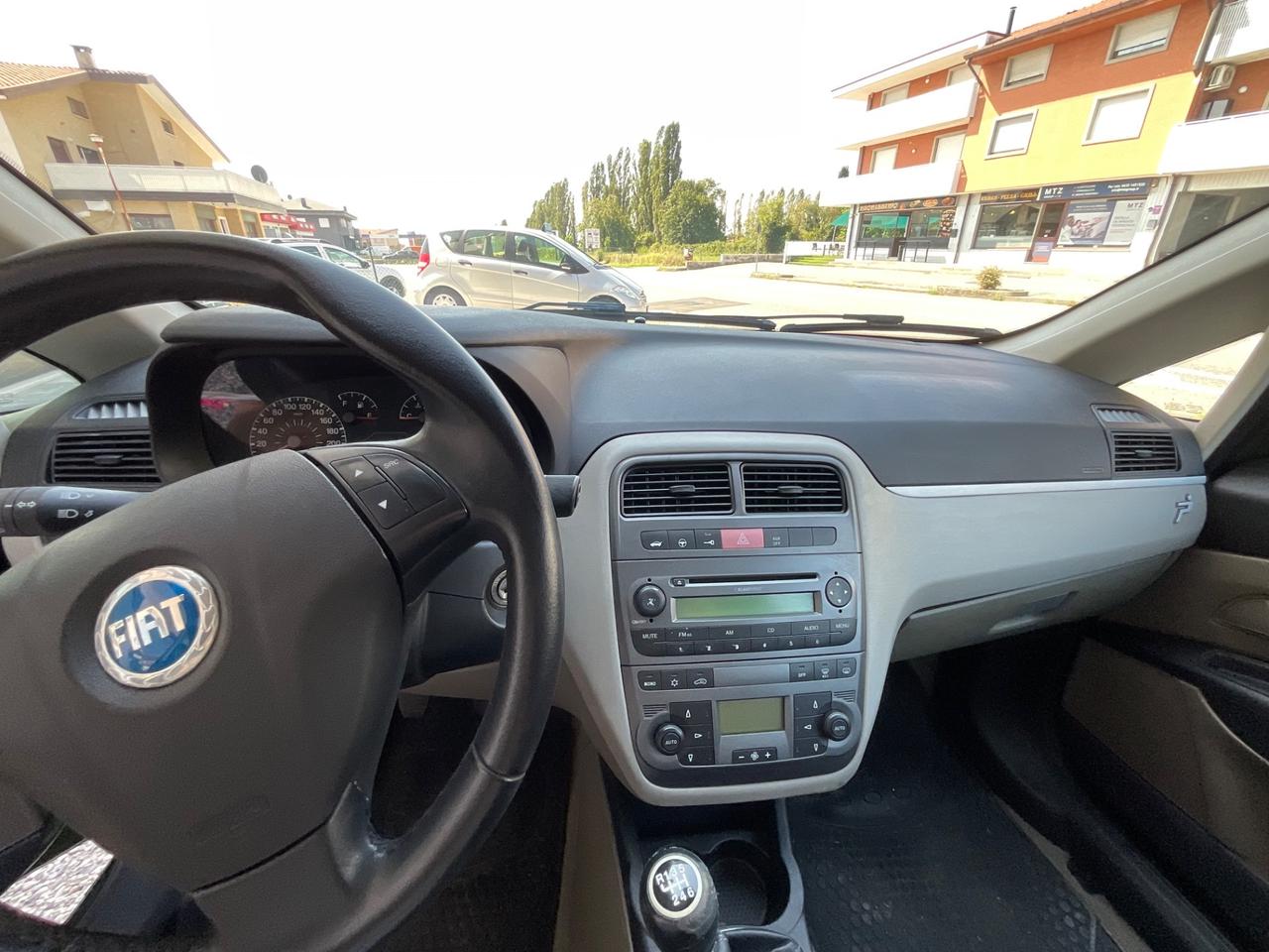 Grande Punto 1.9 MJT 120 CV 5 porte Emotion