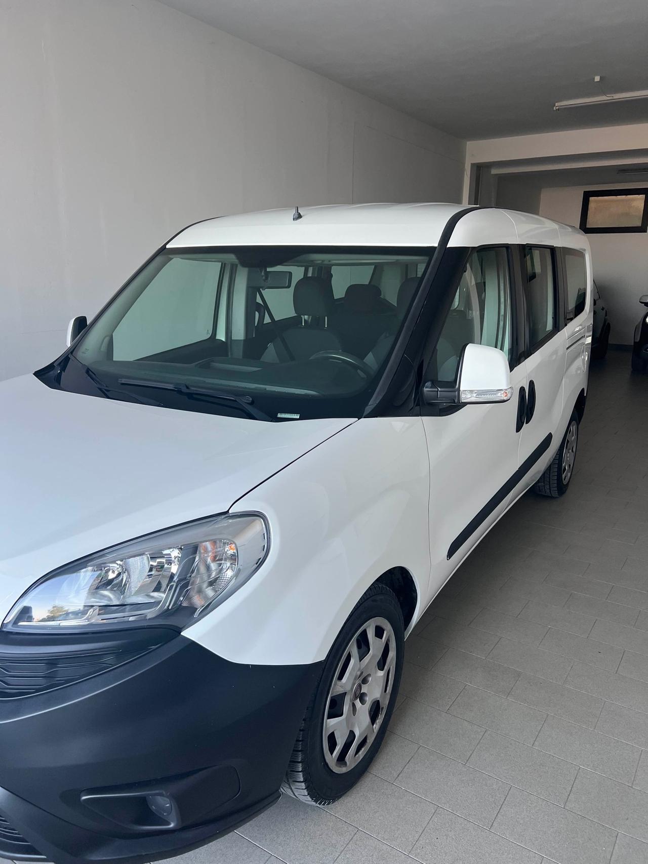 FIAT DOBLO' 1.6 MULTIJET 105 CV LOUNGE MAX