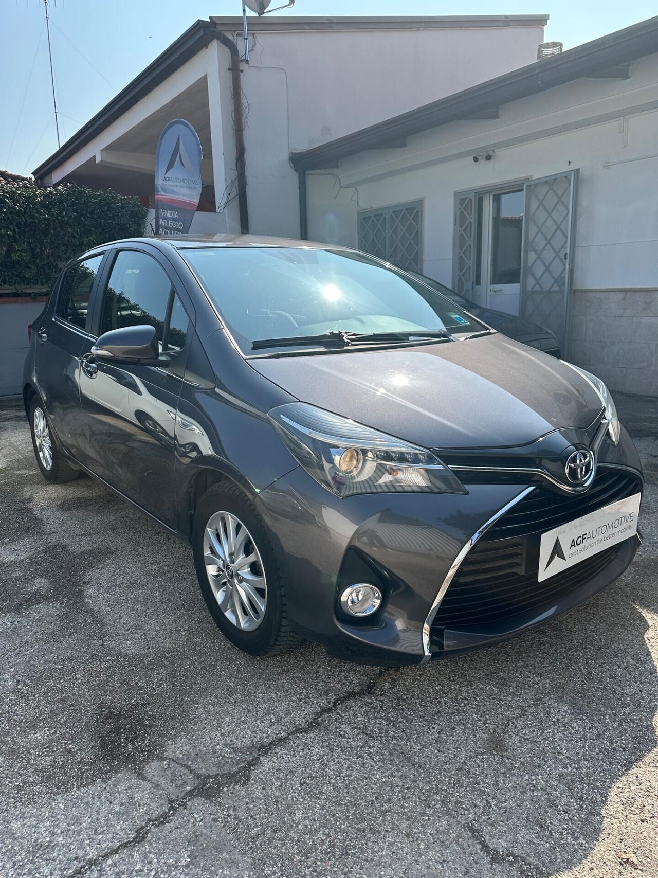 Toyota Yaris 1.0 5 porte Lounge