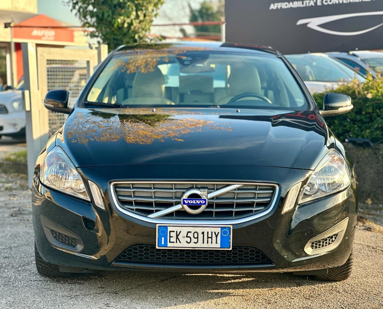 VOLVO V60 DRIVe Summum 2011 TENUTA BENISSIMO