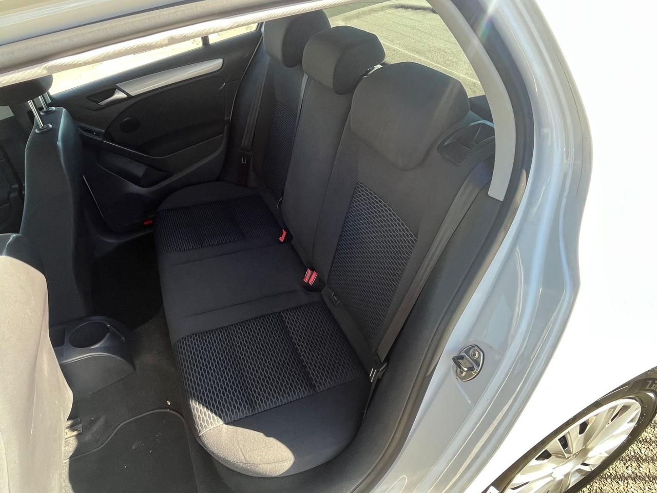 Volkswagen Golf Business 1.6 TDI 5p.