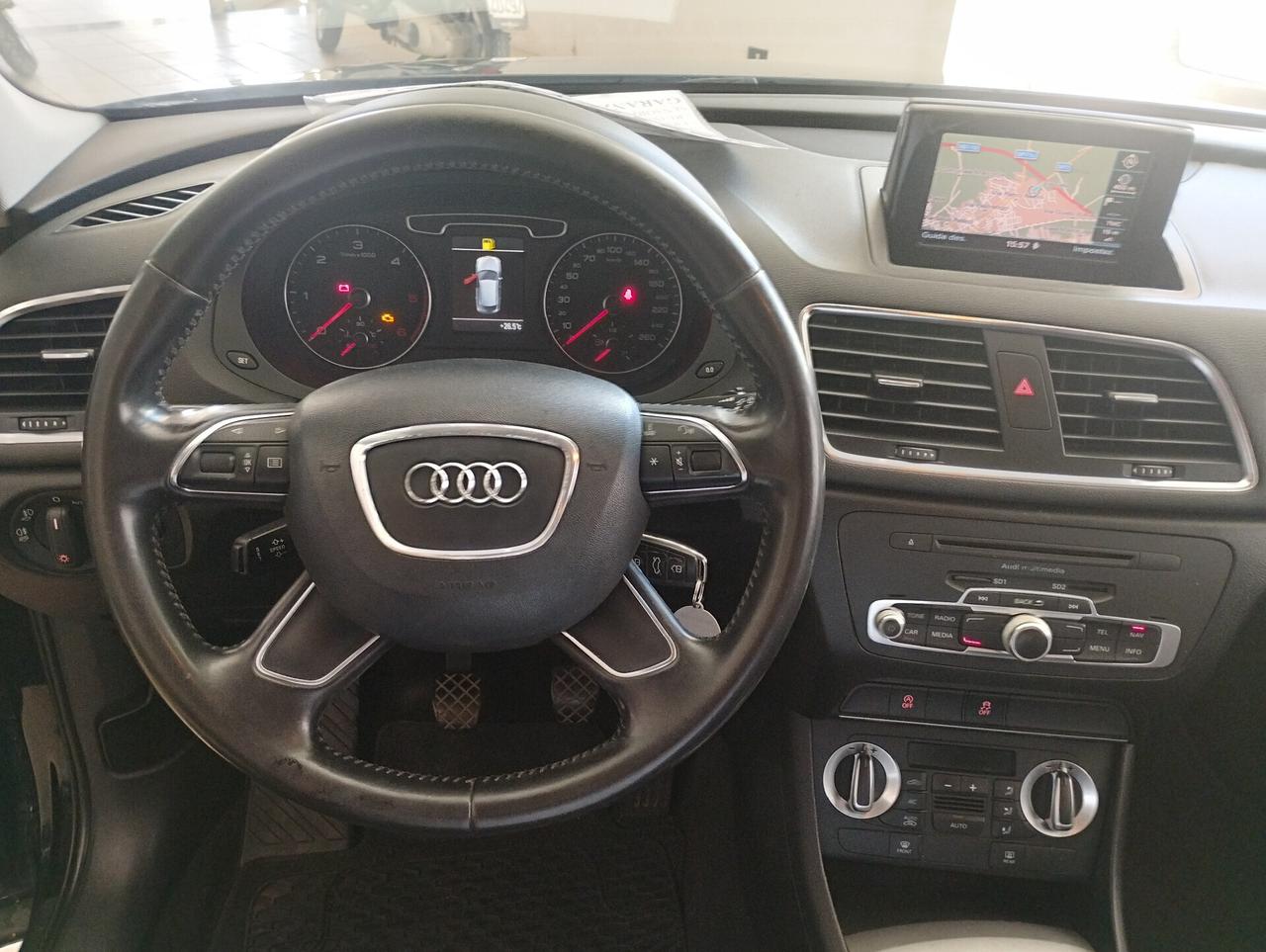 Audi Q3 2.0 tdi 136 CV