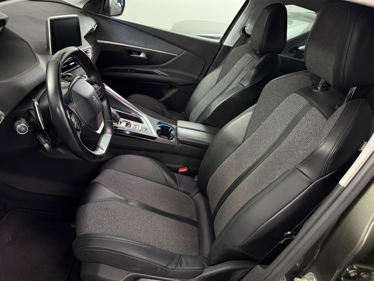 Peugeot 3008 BlueHDi 130 S&S EAT8 Allure